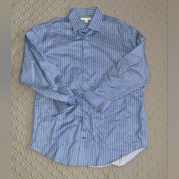 Banana Republic Men's Shirt in Blue and White Stripes, Poplin Style 16-16.5 L - Picture 2 of 5